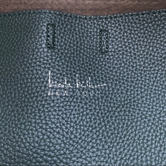 Brand New Nicole Miller Purse. - Picture 4 of 6